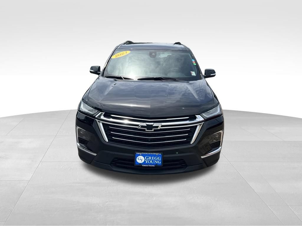 Used 2023 Chevrolet Traverse LT w/ Rear Camera Mirror Package AWD/4WD image 10