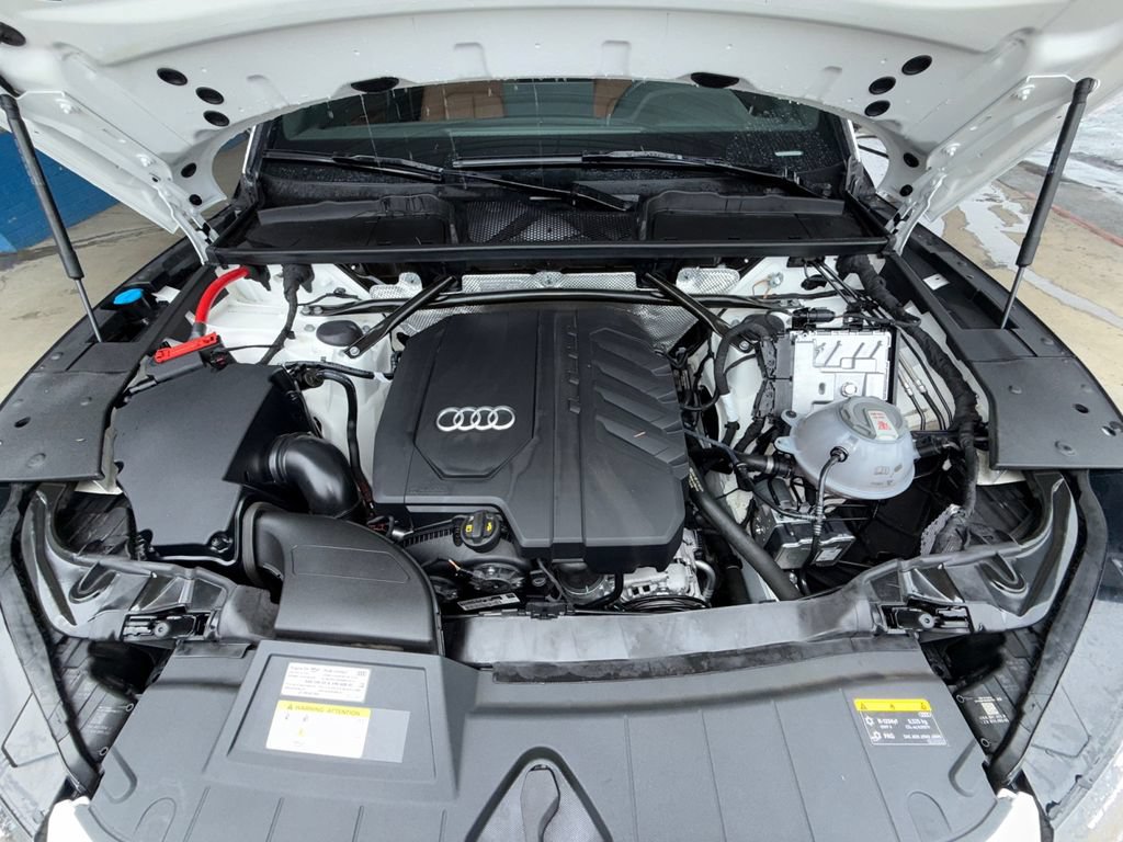 Used 2023 Audi Q5 2.0T Premium w/ Convenience Package AWD/4WD image 26