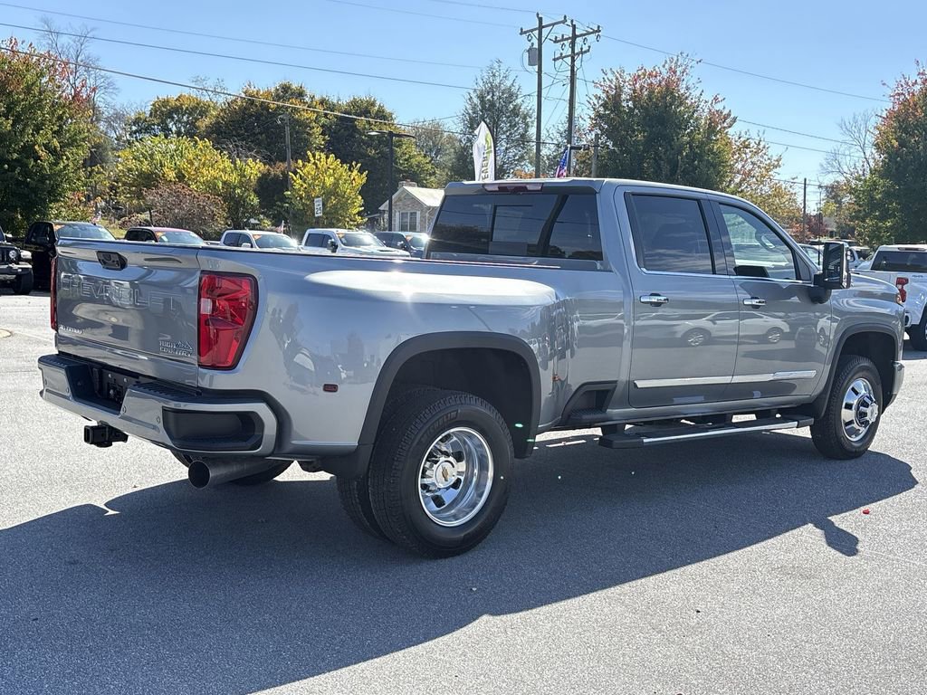 New 2026 Chevrolet Silverado 3500 High Country image 9