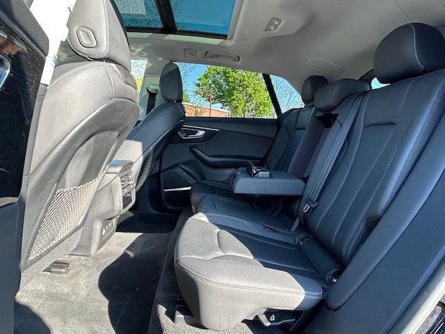 Used 2021 Audi Q8 Premium Plus AWD/4WD image 16