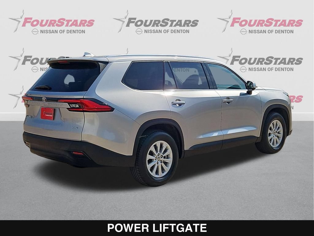 Used 2024 Toyota Grand Highlander AWD image 4