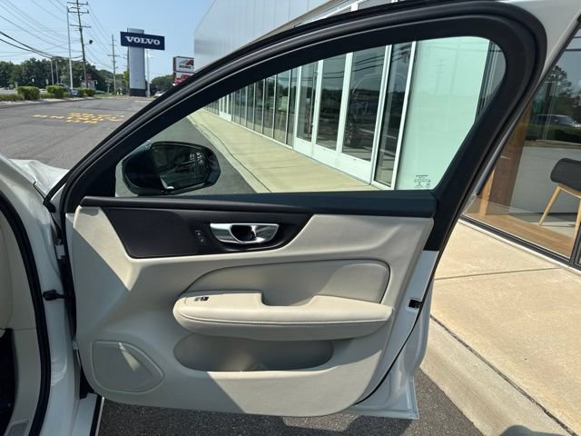 Certified 2023 Volvo S60 B5 Core w/ Climate Package FWD image 14