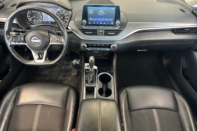 Used 2024 Nissan Altima 2.5 SR FWD image 15