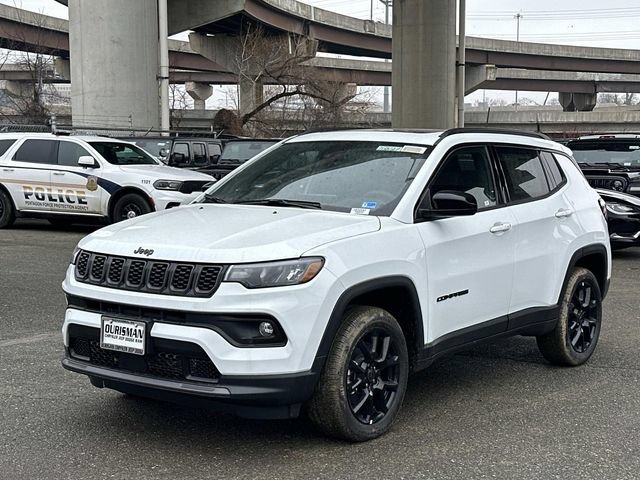 New 2026 Jeep Compass Latitude w/ Sun and Sound Group AWD/4WD image 5