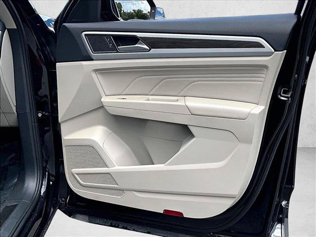 Used 2023 Volkswagen Atlas SE FWD image 18