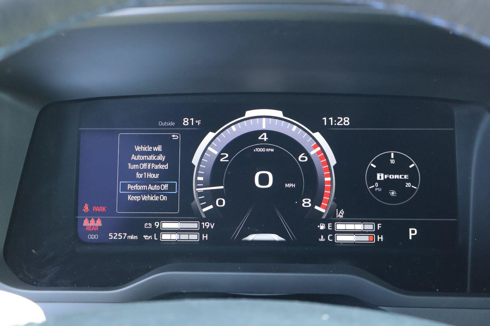 Used 2024 Toyota Tundra Platinum AWD/4WD image 27