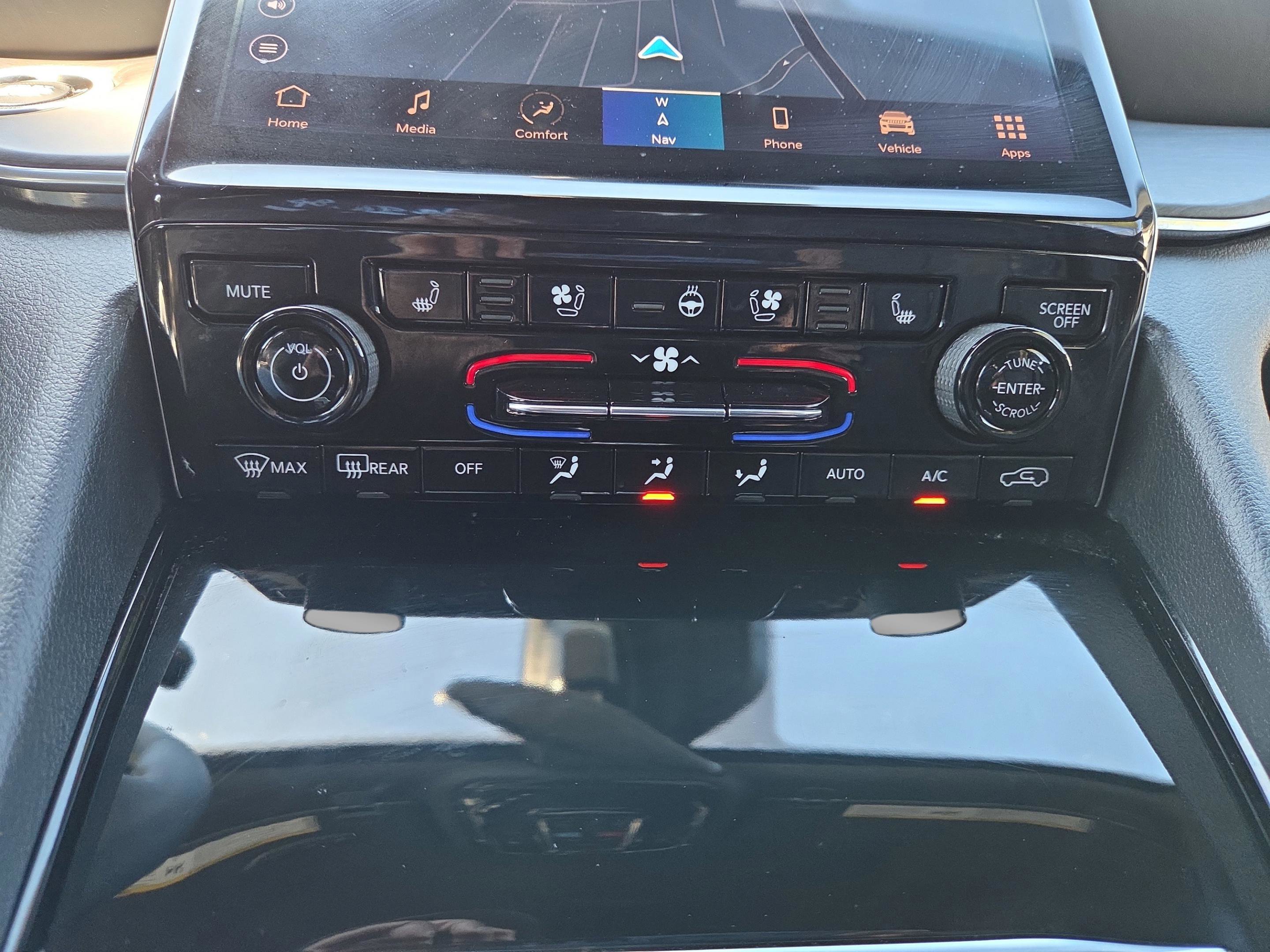 Used 2023 Jeep Grand Cherokee Overland image 21
