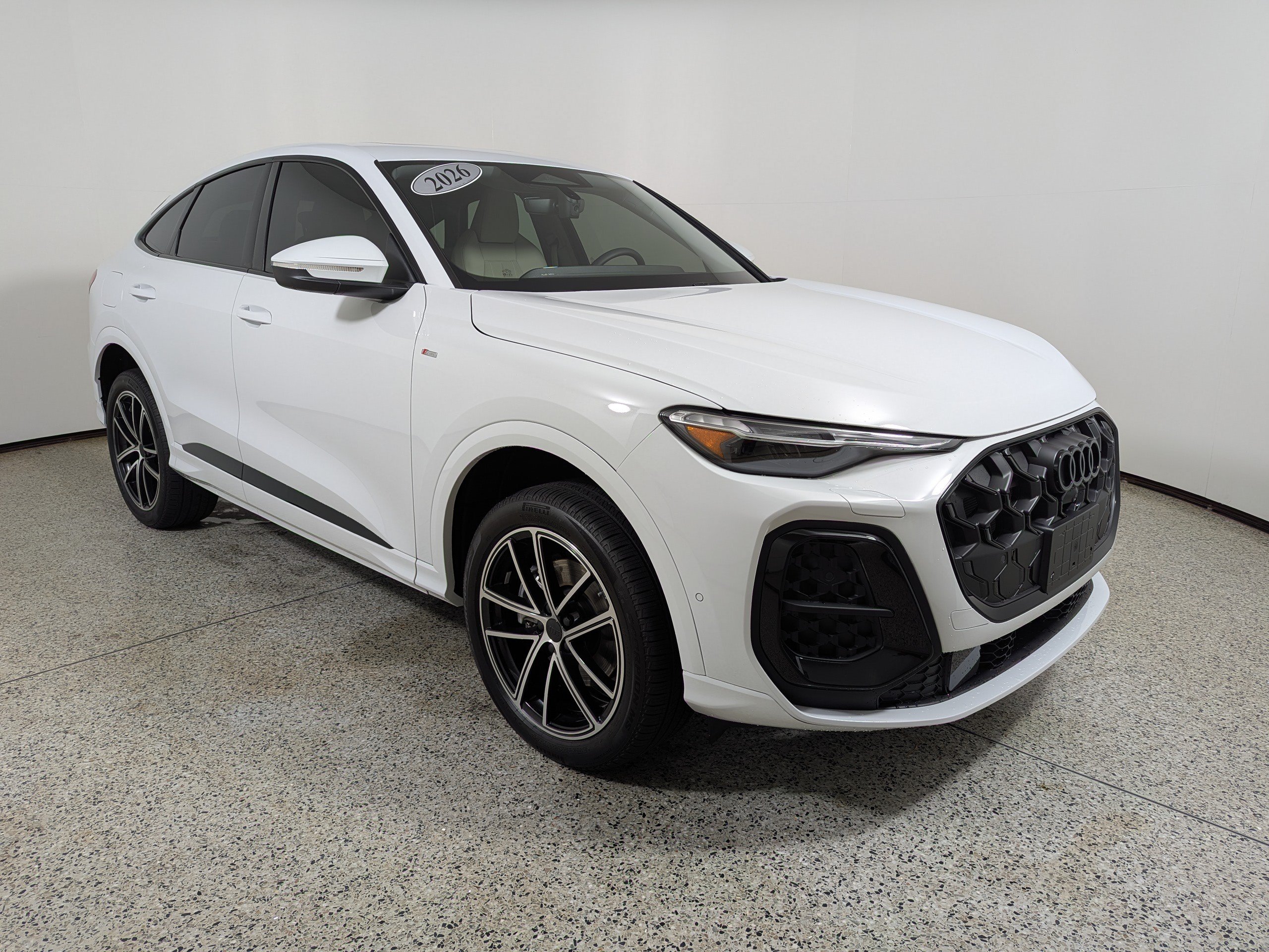 Certified 2026 Audi Q5 Premium Plus AWD/4WD image 1