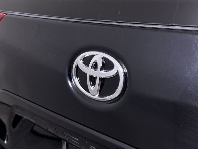 Used 2020 Toyota Sienna LE image 30