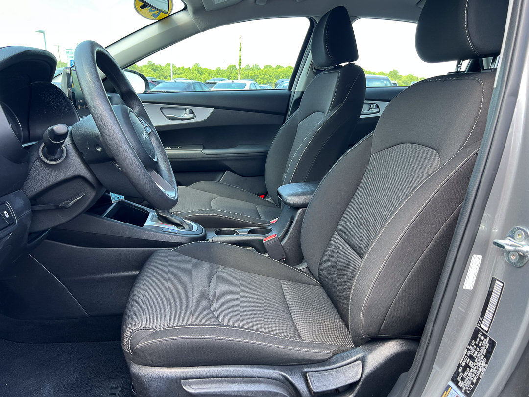 Used 2023 Kia Forte LXS FWD image 11