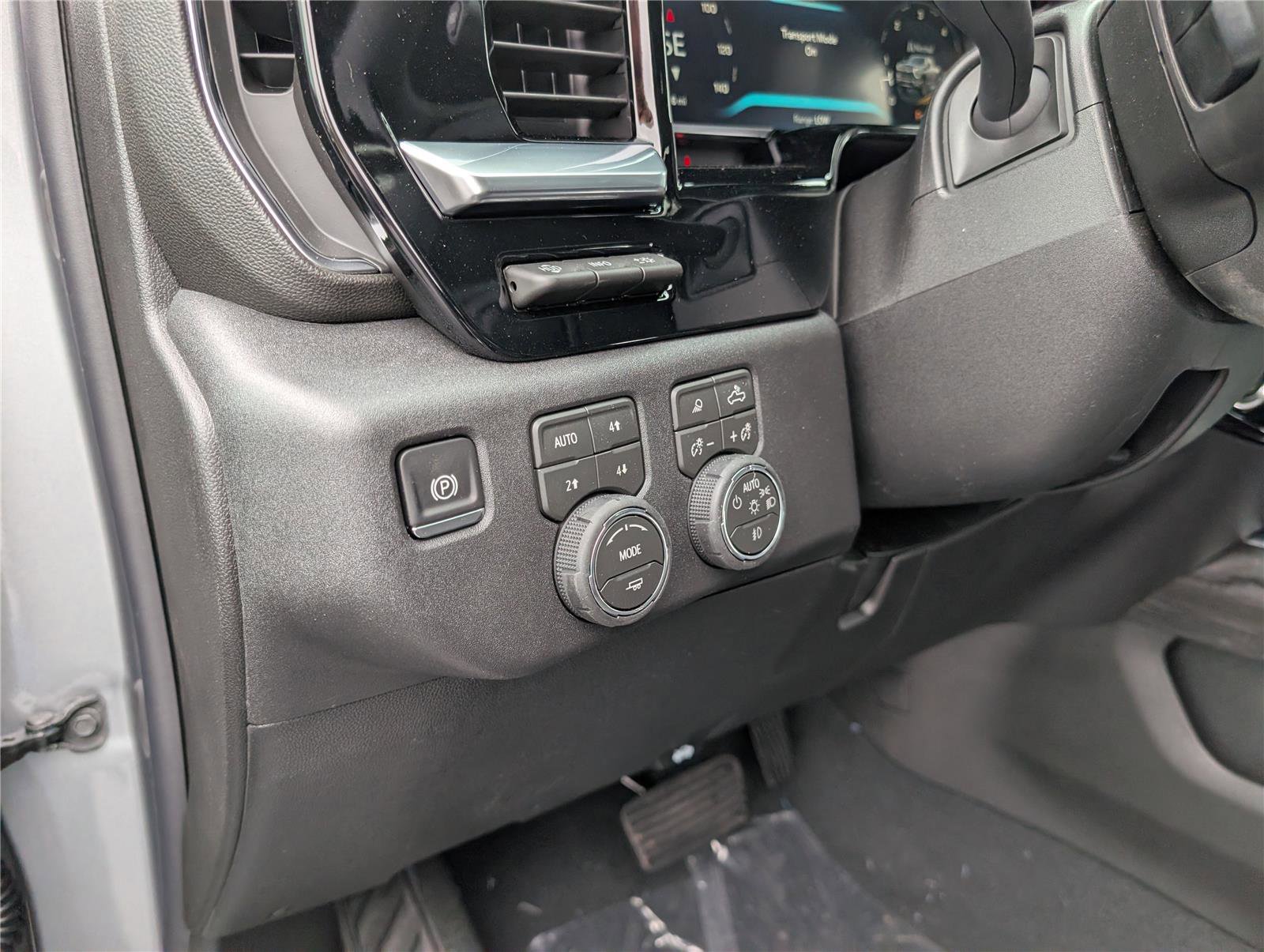 New 2026 Chevrolet Silverado 3500 LTZ w/ LTZ Convenience Package AWD/4WD image 19