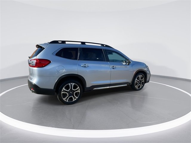 Used 2023 Subaru Ascent Limited image 8