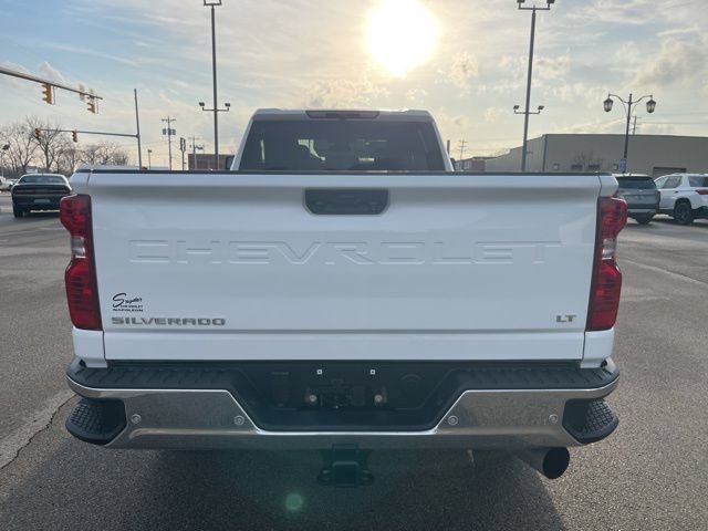 Used 2025 Chevrolet Silverado 2500 LT w/ Safety Package AWD/4WD image 8