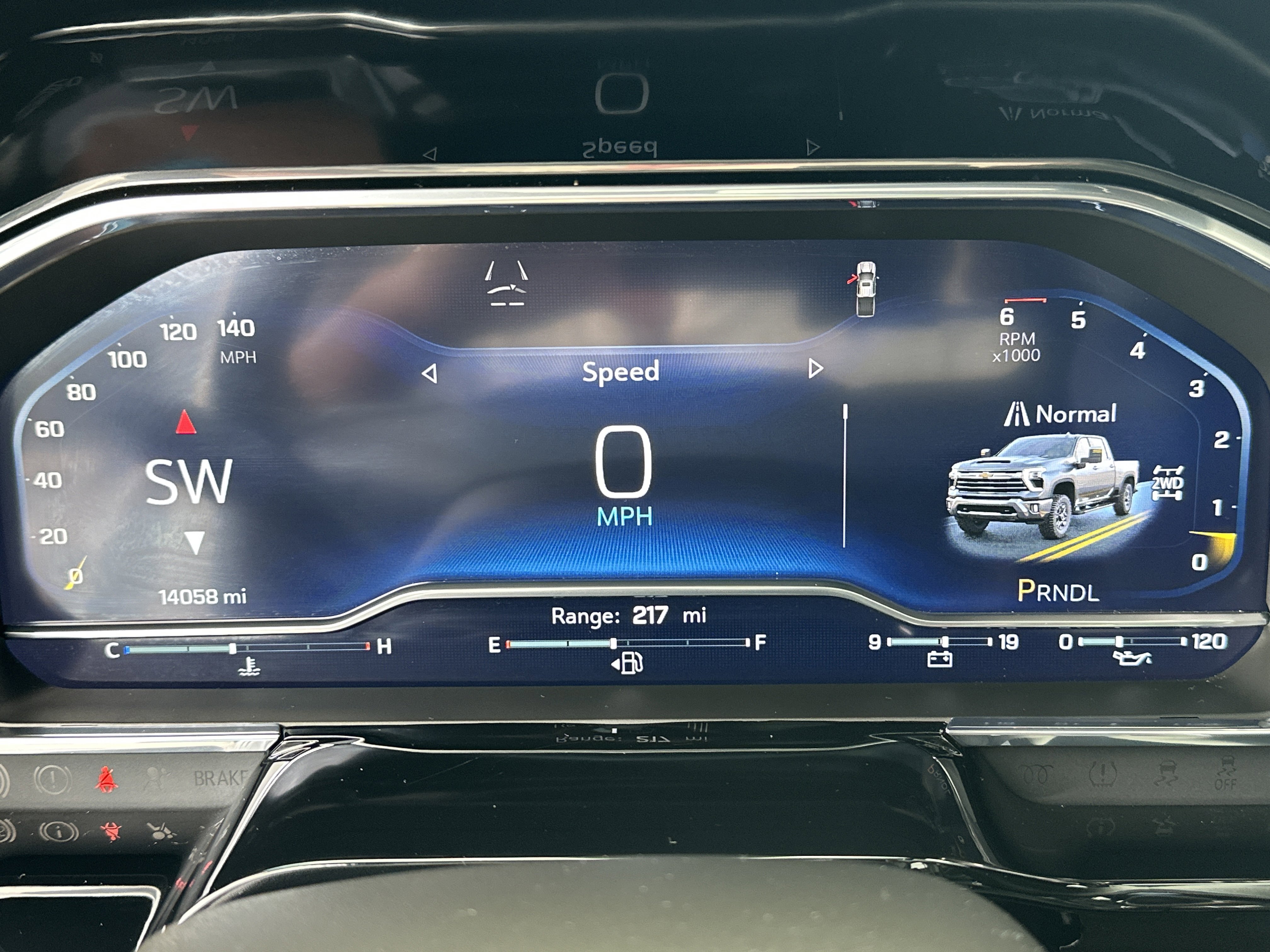 Certified 2025 Chevrolet Silverado 2500 LTZ w/ LTZ Plus Package image 28