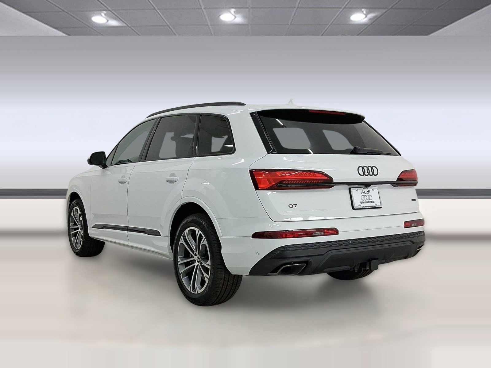 Used 2026 Audi Q7 3.0T Premium w/ Convenience Plus Package AWD/4WD image 3