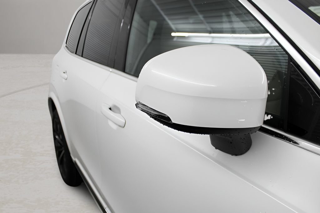 New 2026 Volvo XC90 B6 Ultra w/ Protection Package AWD/4WD image 13