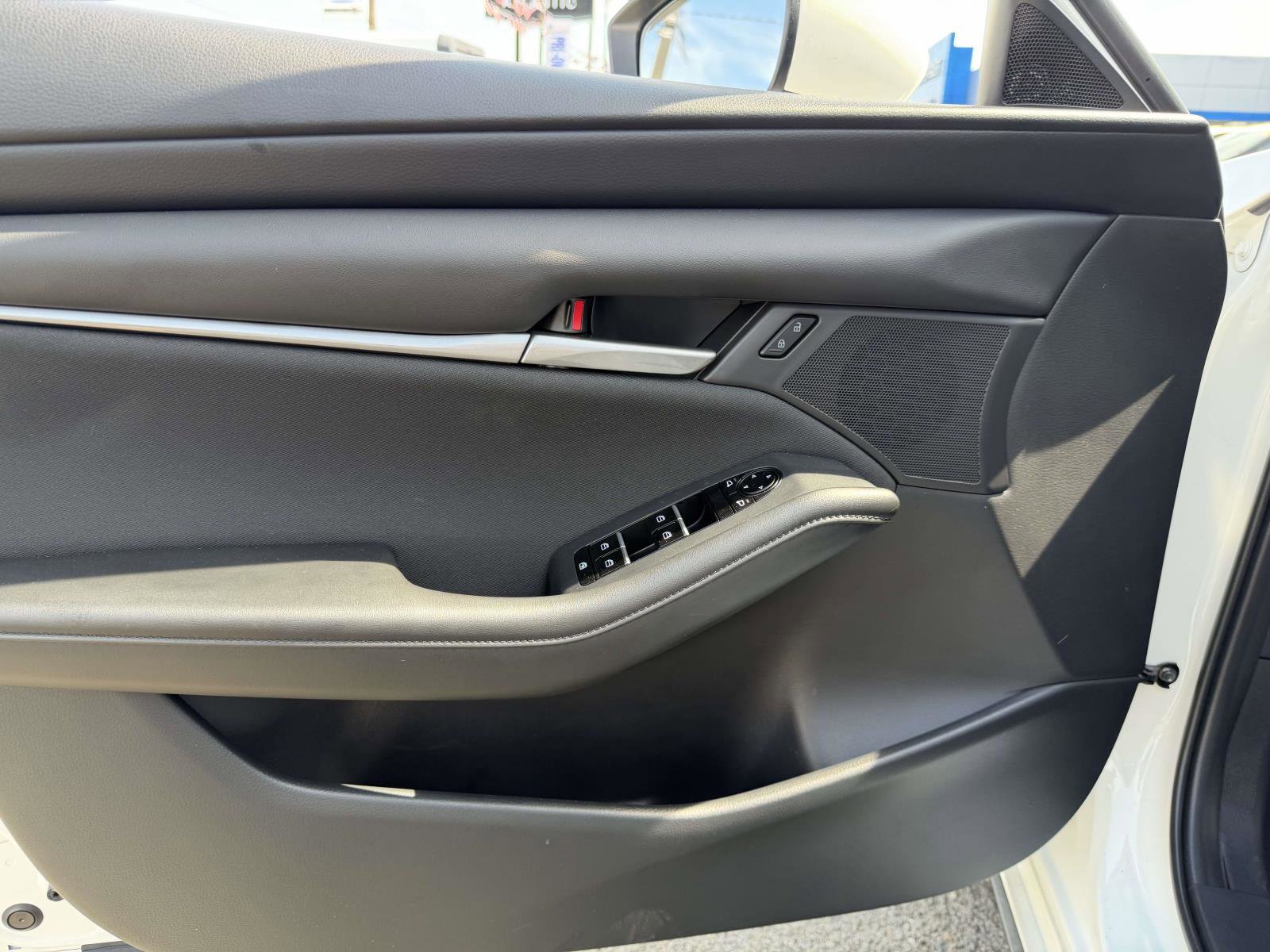 Used 2026 MAZDA MAZDA3 s FWD image 13