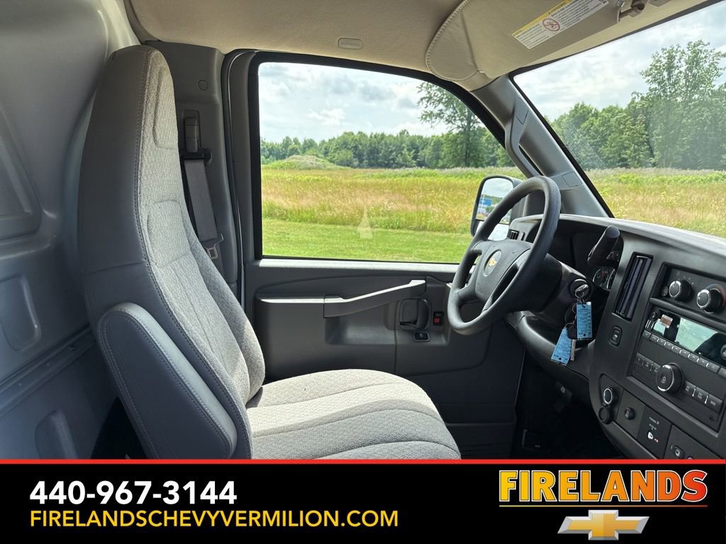 New 2025 Chevrolet Express 2500 w/ Driver Convenience Package image 28