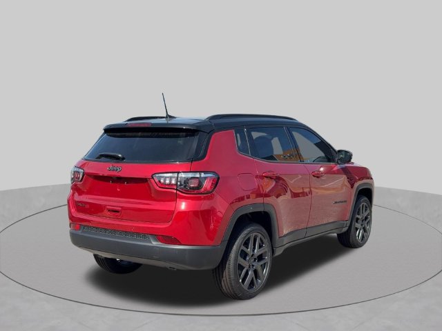 New 2026 Jeep Compass Limited w/ Sun, Sound & Navigation Group AWD/4WD image 3