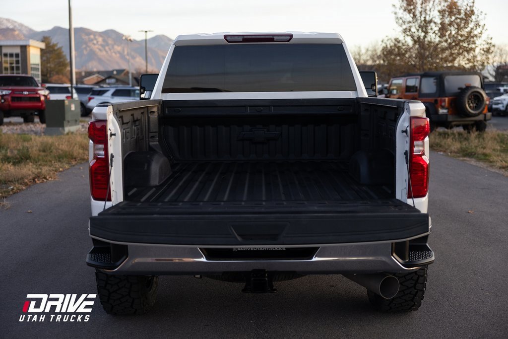 Used 2023 Chevrolet Silverado 2500 LT image 14