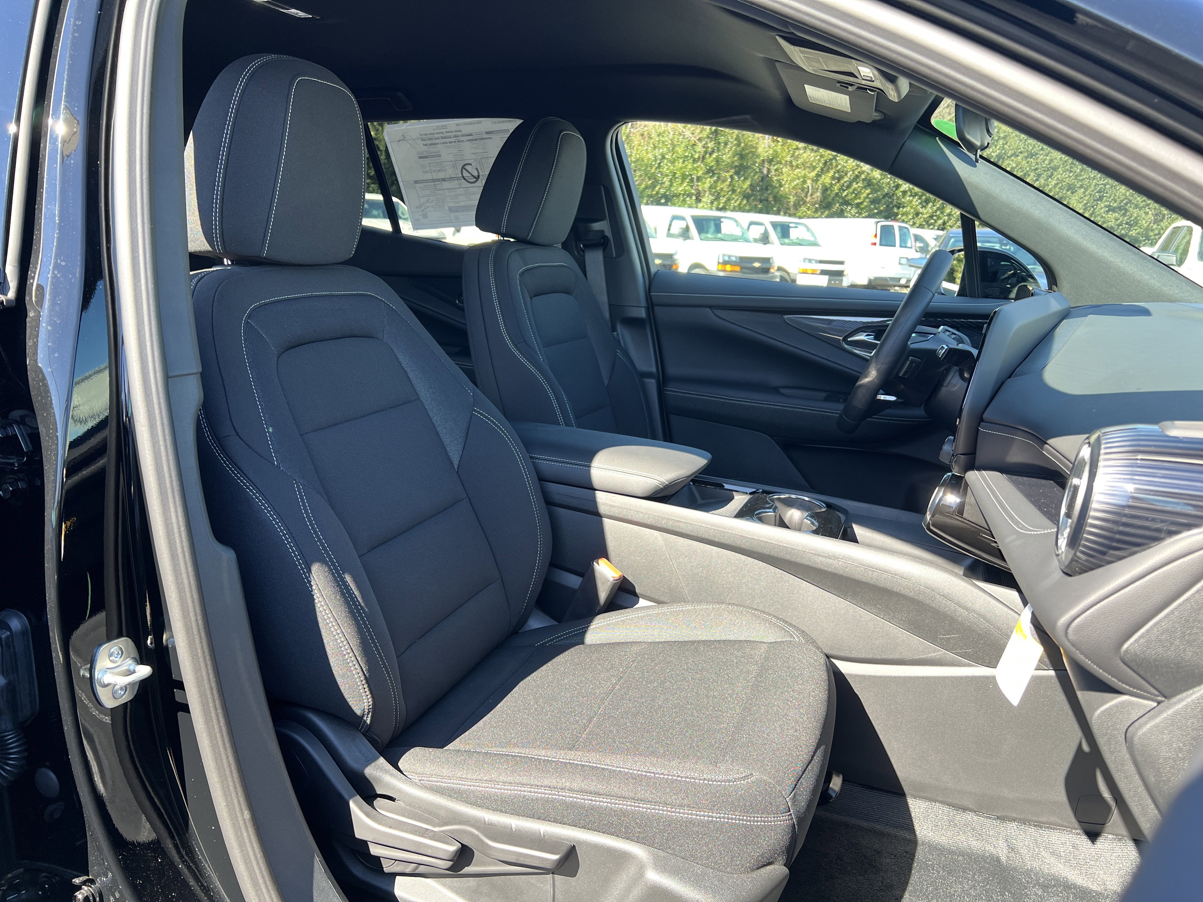 New 2026 Chevrolet Blazer EV LT image 32