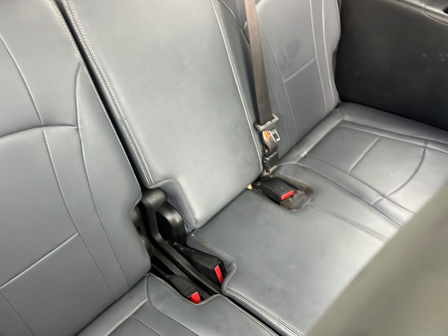 Used 2020 Buick Enclave Essence w/ Sport Touring Edition FWD image 30