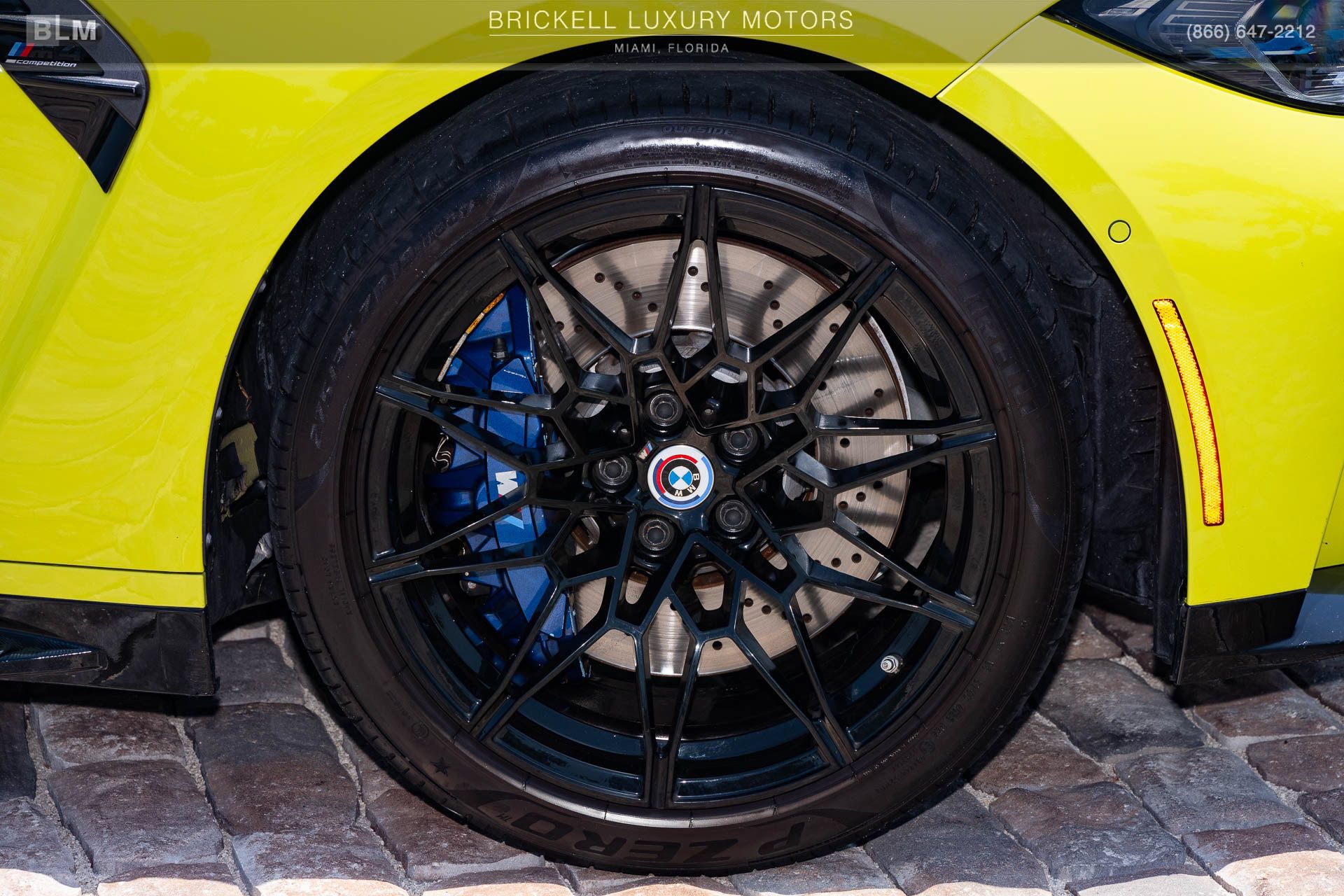 Used 2023 BMW M4 xDrive Competition w/ M Carbon Exterior Package AWD/4WD image 43