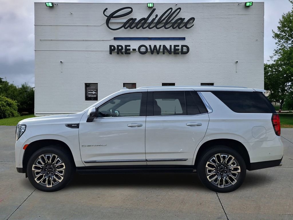 Used 2023 GMC Yukon Denali Ultimate w/ LPO, Floor Liner Package image 6
