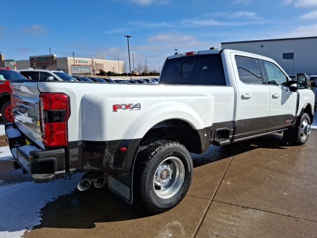 Used 2025 Ford F350 King Ranch AWD/4WD image 6