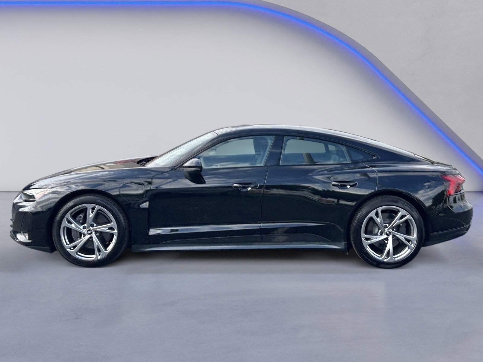 Used 2022 Audi e-tron GT Premium Plus image 12