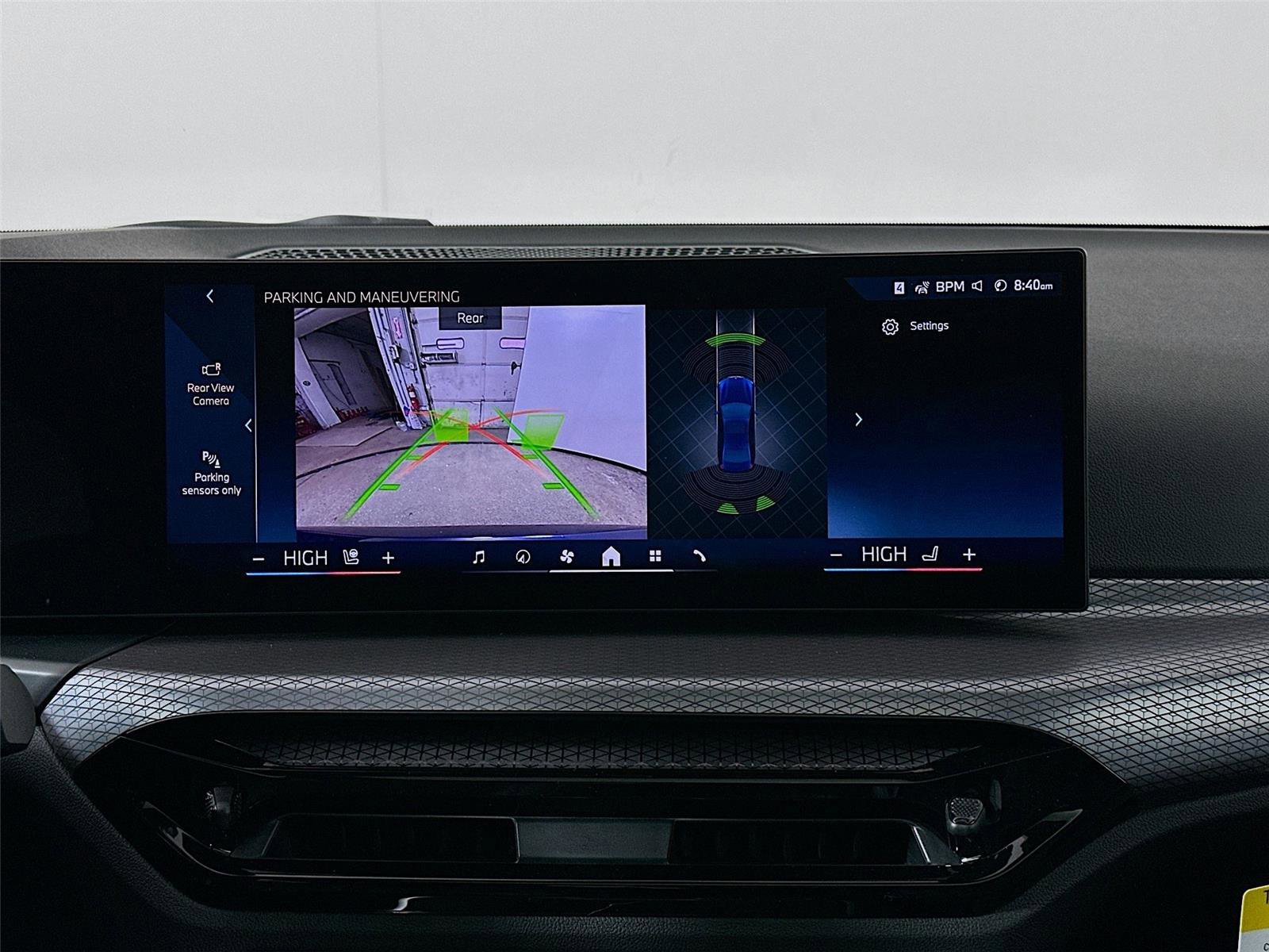 New 2026 BMW 330i xDrive Sedan w/ M Sport Package image 14