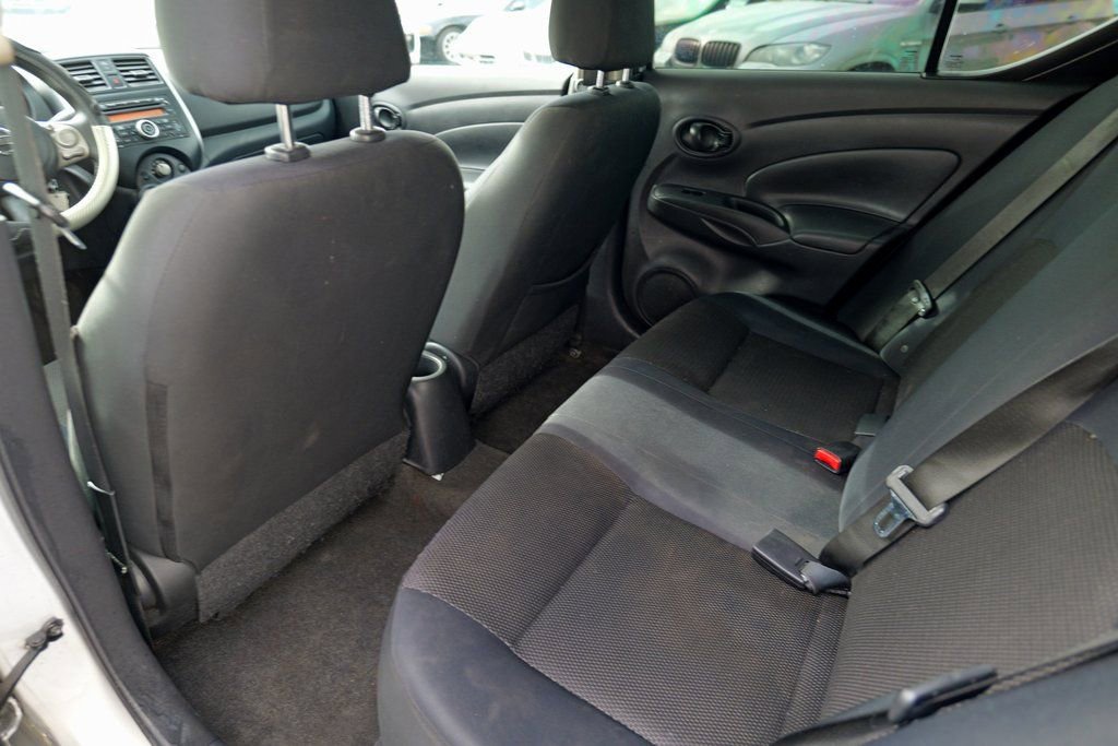 Used 2012 Nissan Versa SV w/ Convenience Pkg FWD image 24