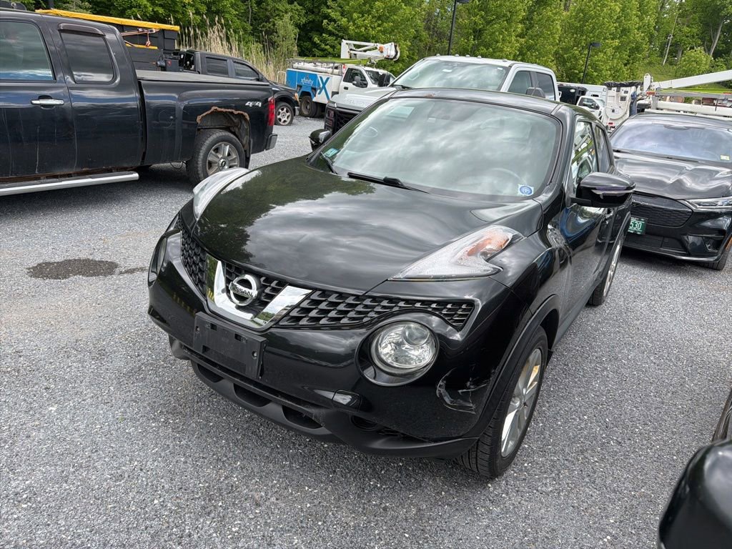 Used 2015 Nissan Juke SV AWD/4WD image 3