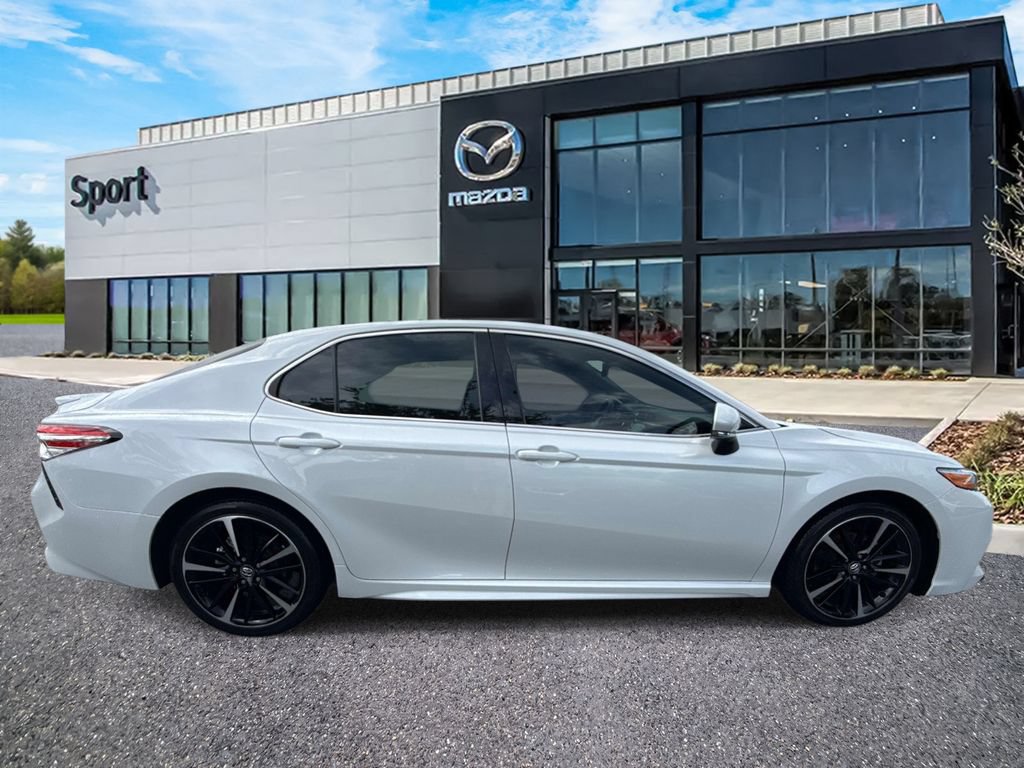 Used 2020 Toyota Camry XSE w/ Navigation Package FWD image 2