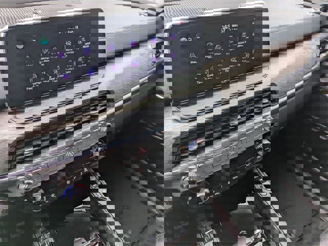 Used 2022 Kia Telluride SX w/ SX Prestige Package image 11