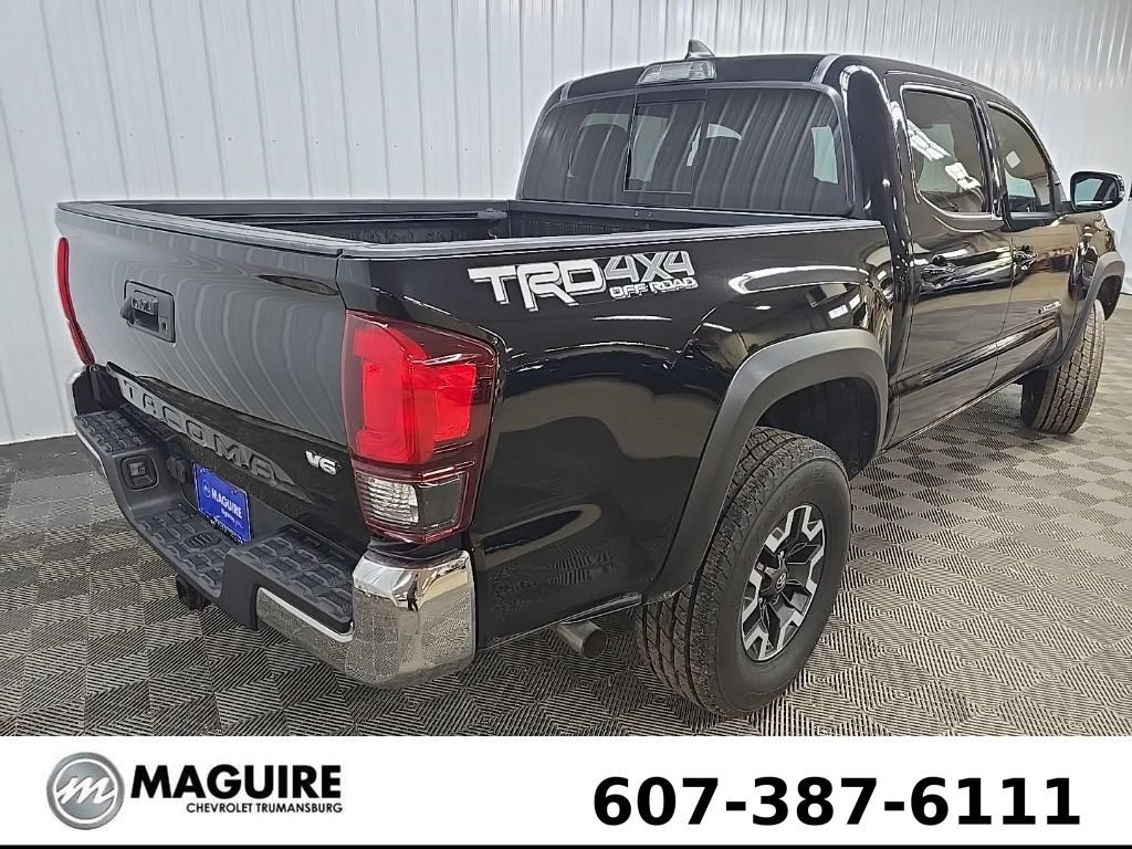Used 2019 Toyota Tacoma TRD Off-Road AWD/4WD image 10