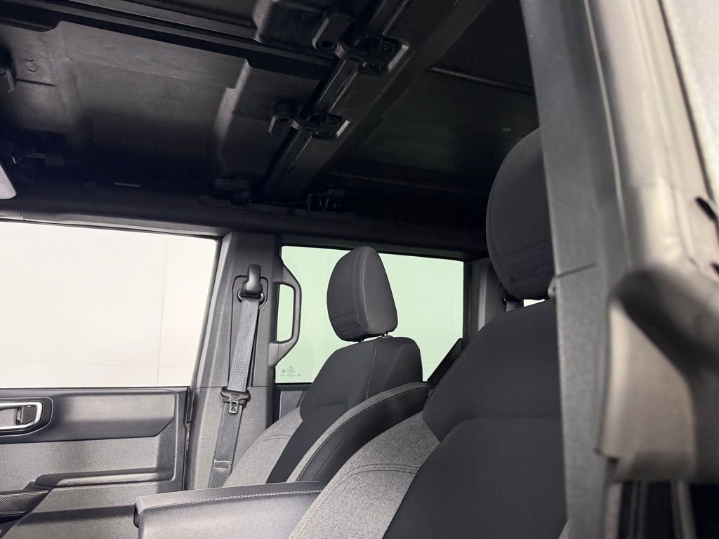 Used 2025 Ford Bronco Big Bend image 24