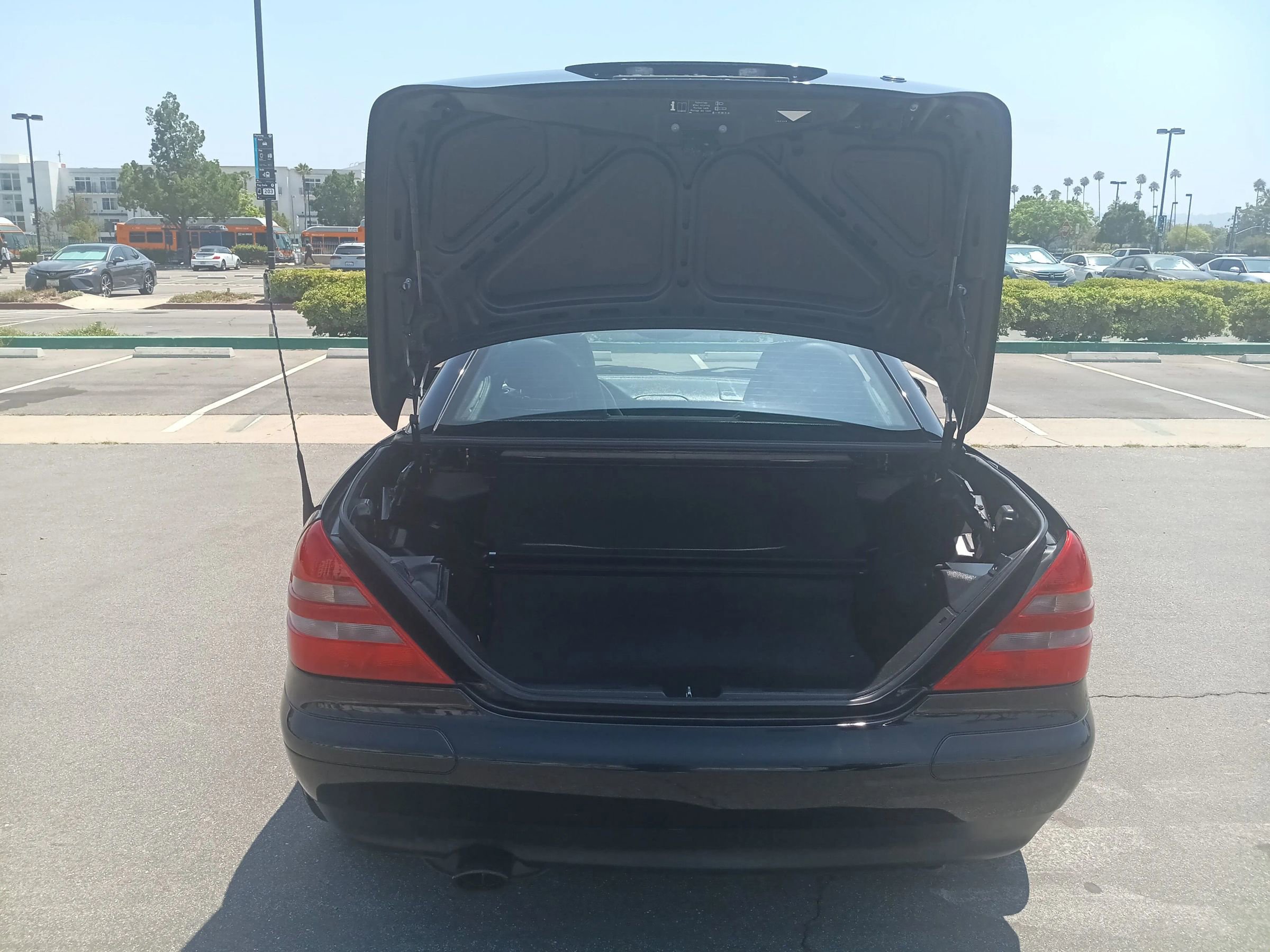 Used 2000 Mercedes-Benz SLK 230 image 9