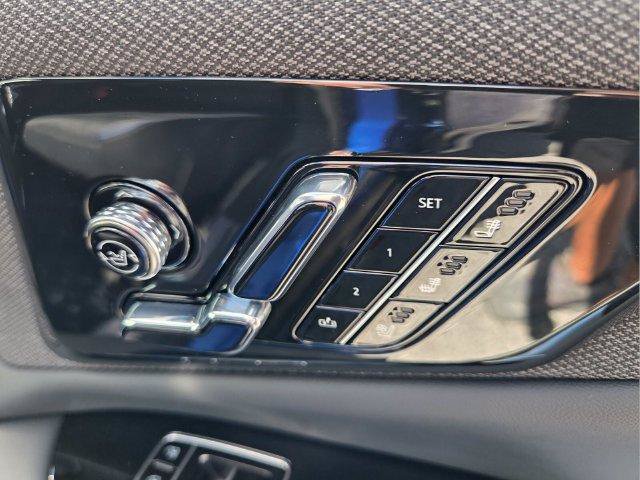 New 2027 Cadillac Optiq V w/ Deep Ocean Design Edition AWD/4WD image 23