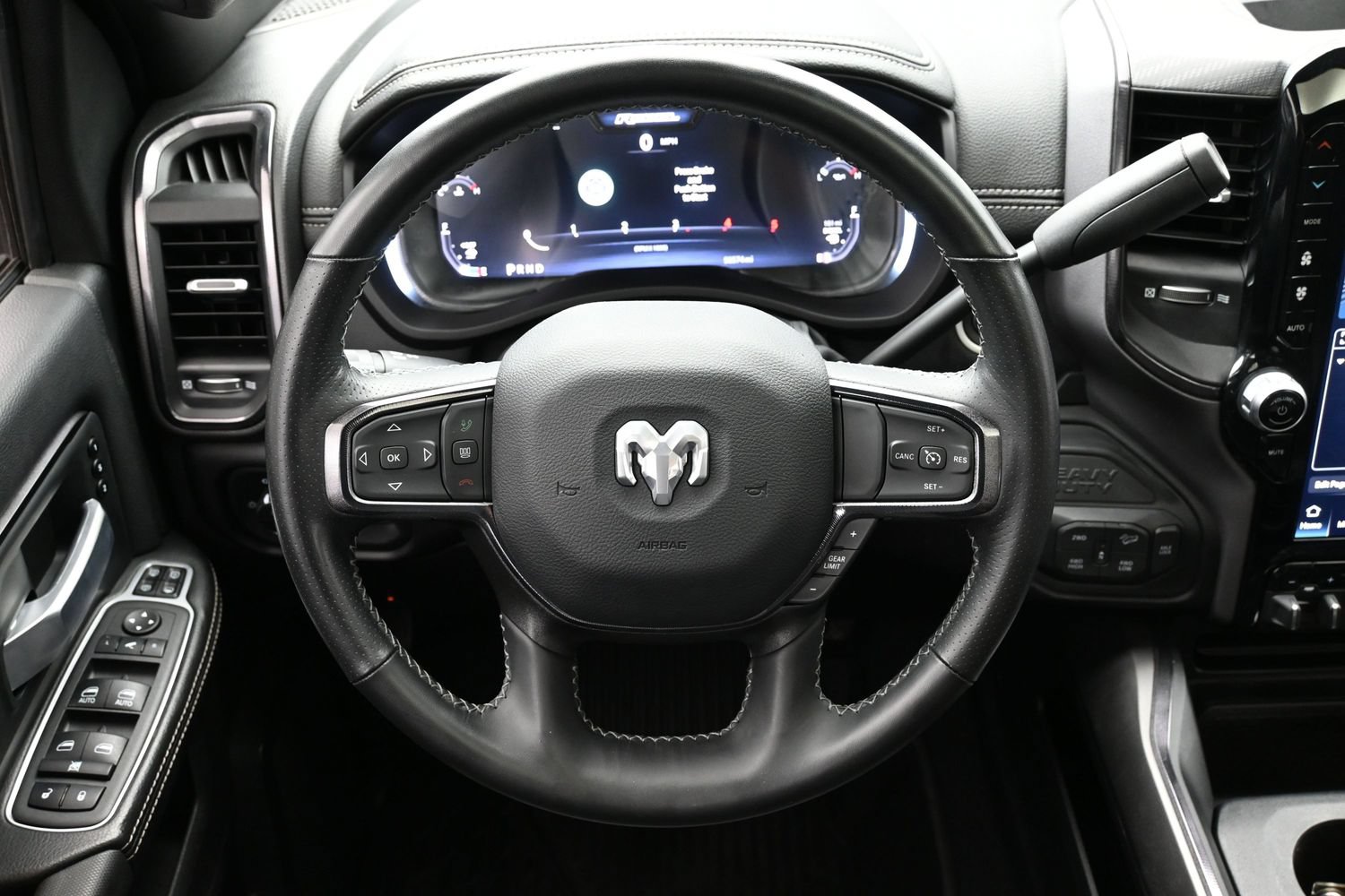 Used 2024 RAM 2500 Rebel AWD/4WD image 15