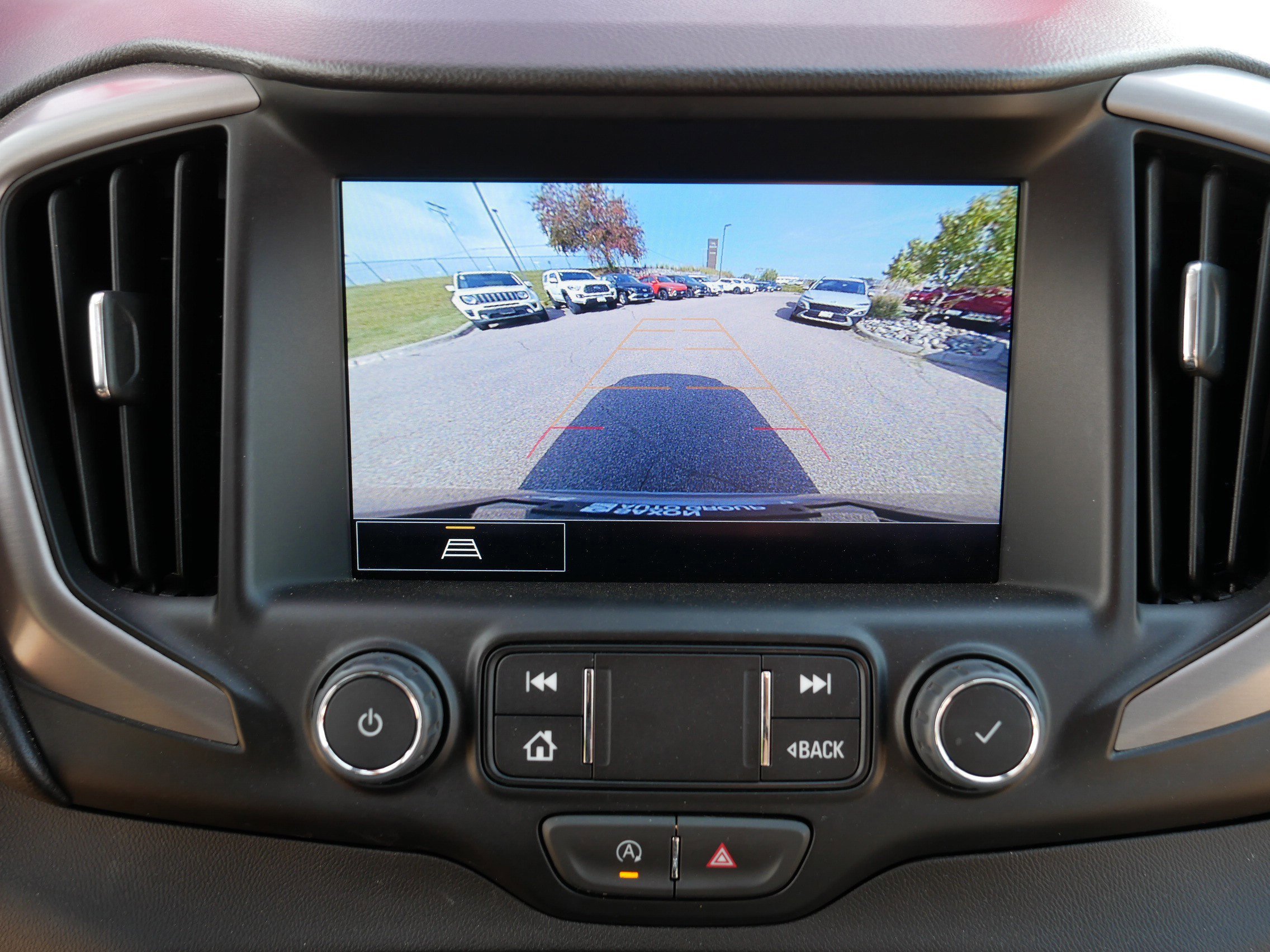 Used 2023 GMC Terrain AT4 image 29