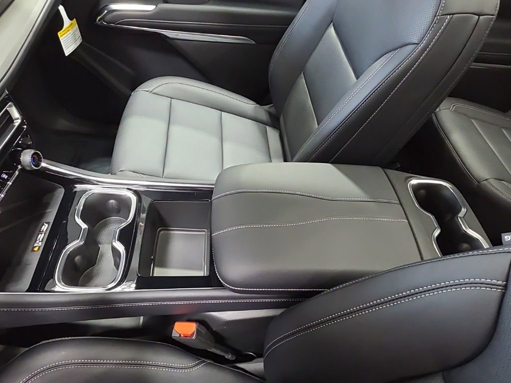 New 2026 Chevrolet Traverse LT image 26