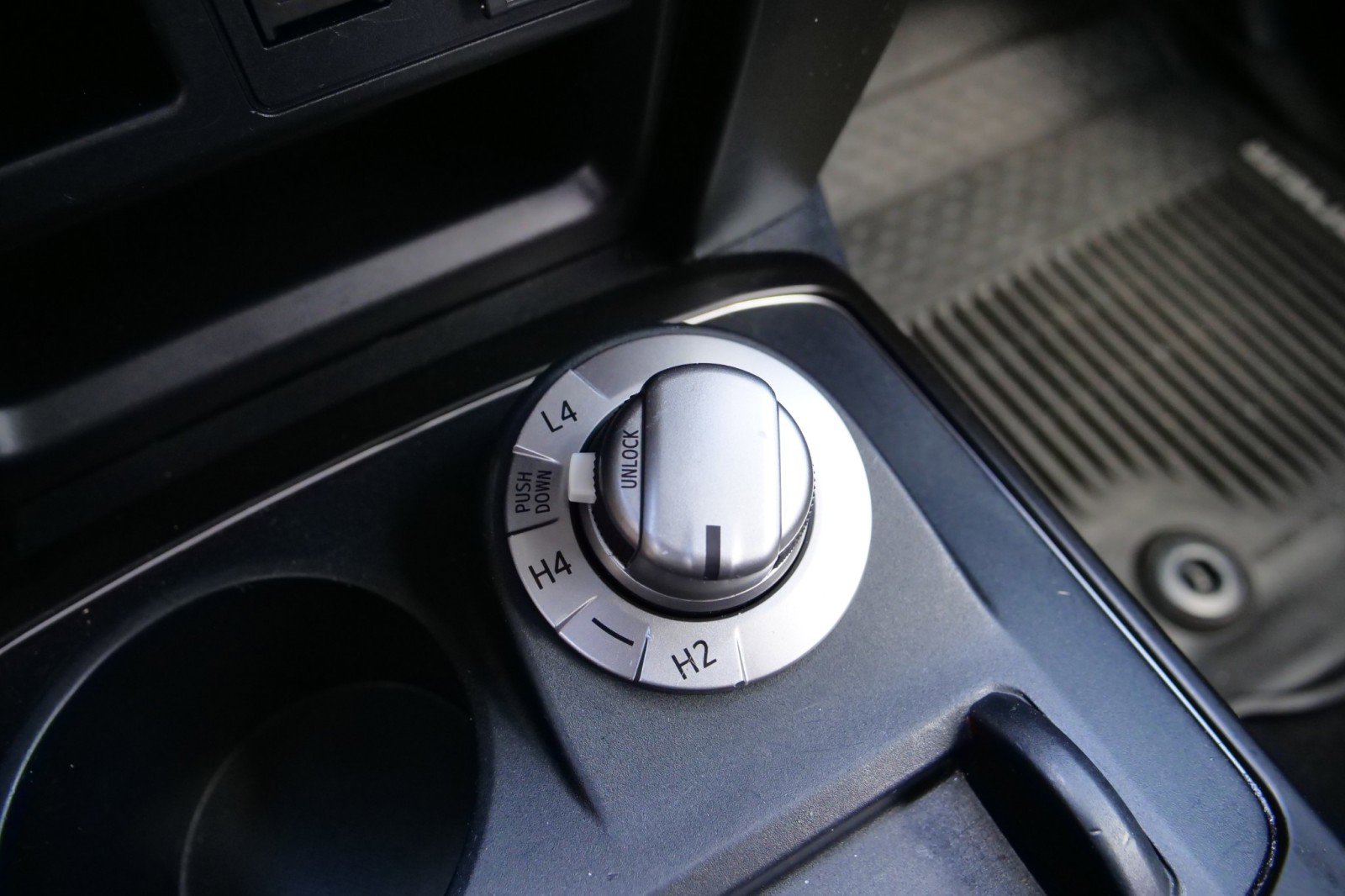 Used 2020 Toyota 4Runner SR5 Premium AWD/4WD image 11