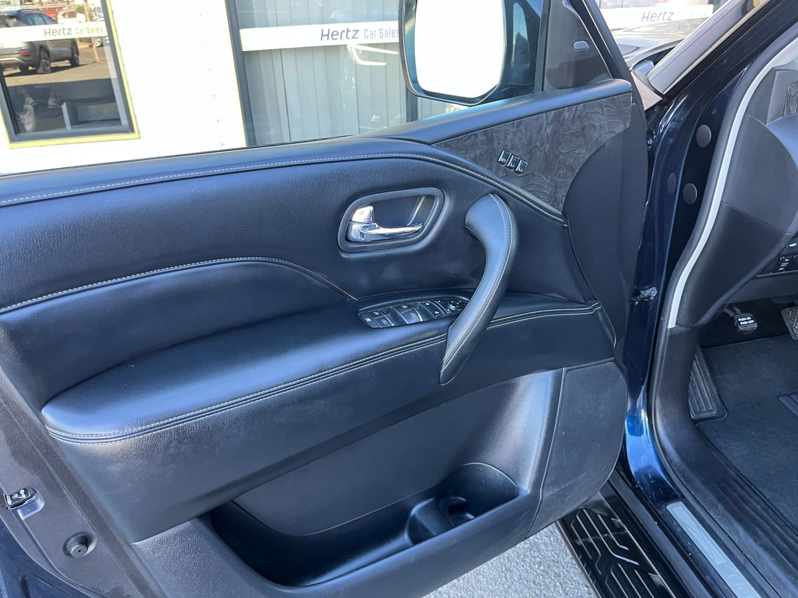 Used 2022 INFINITI QX80 Luxe AWD/4WD image 18