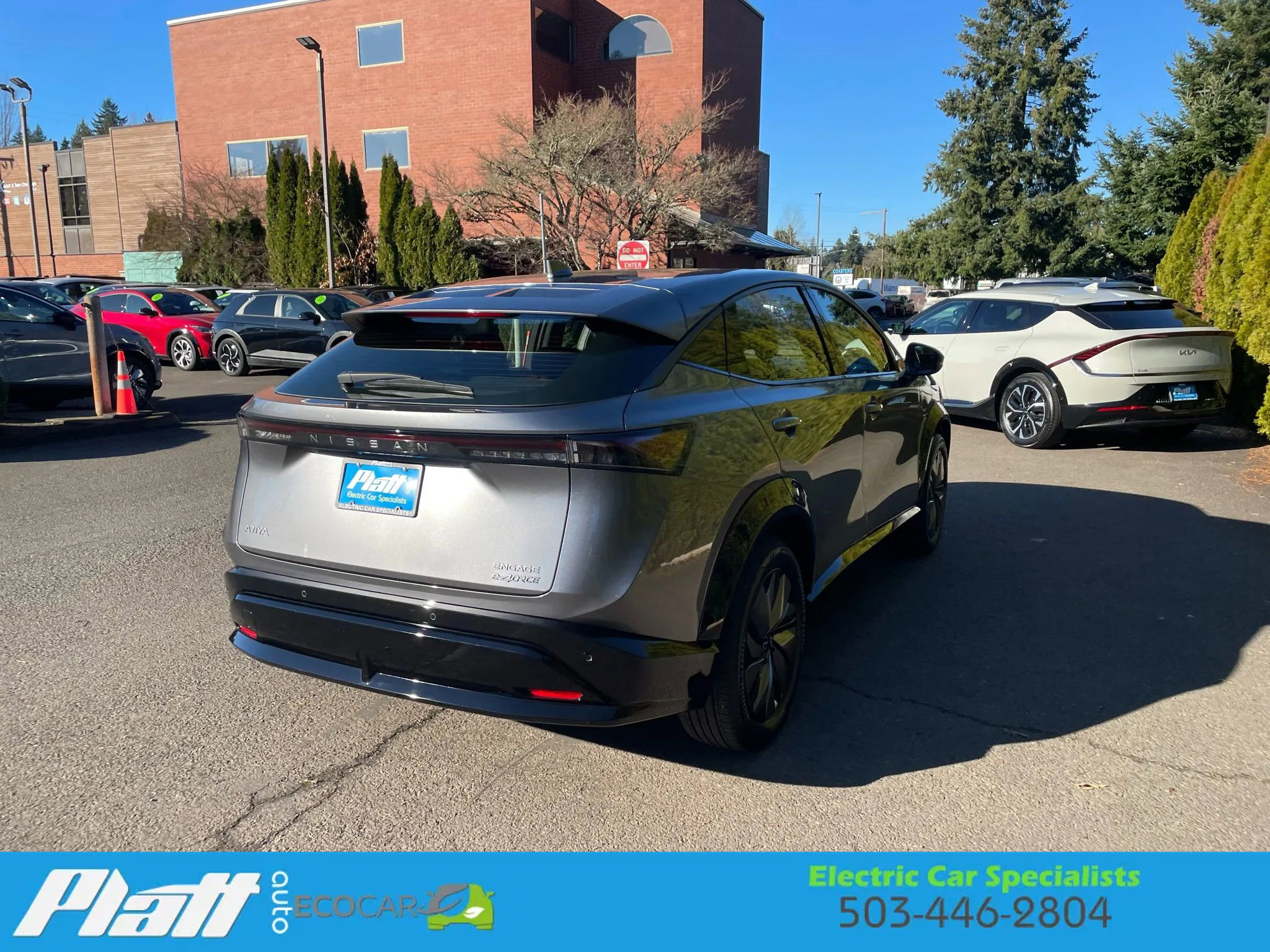 Used 2024 Nissan Ariya Engage e-4ORCE Sport Utility 4 image 9