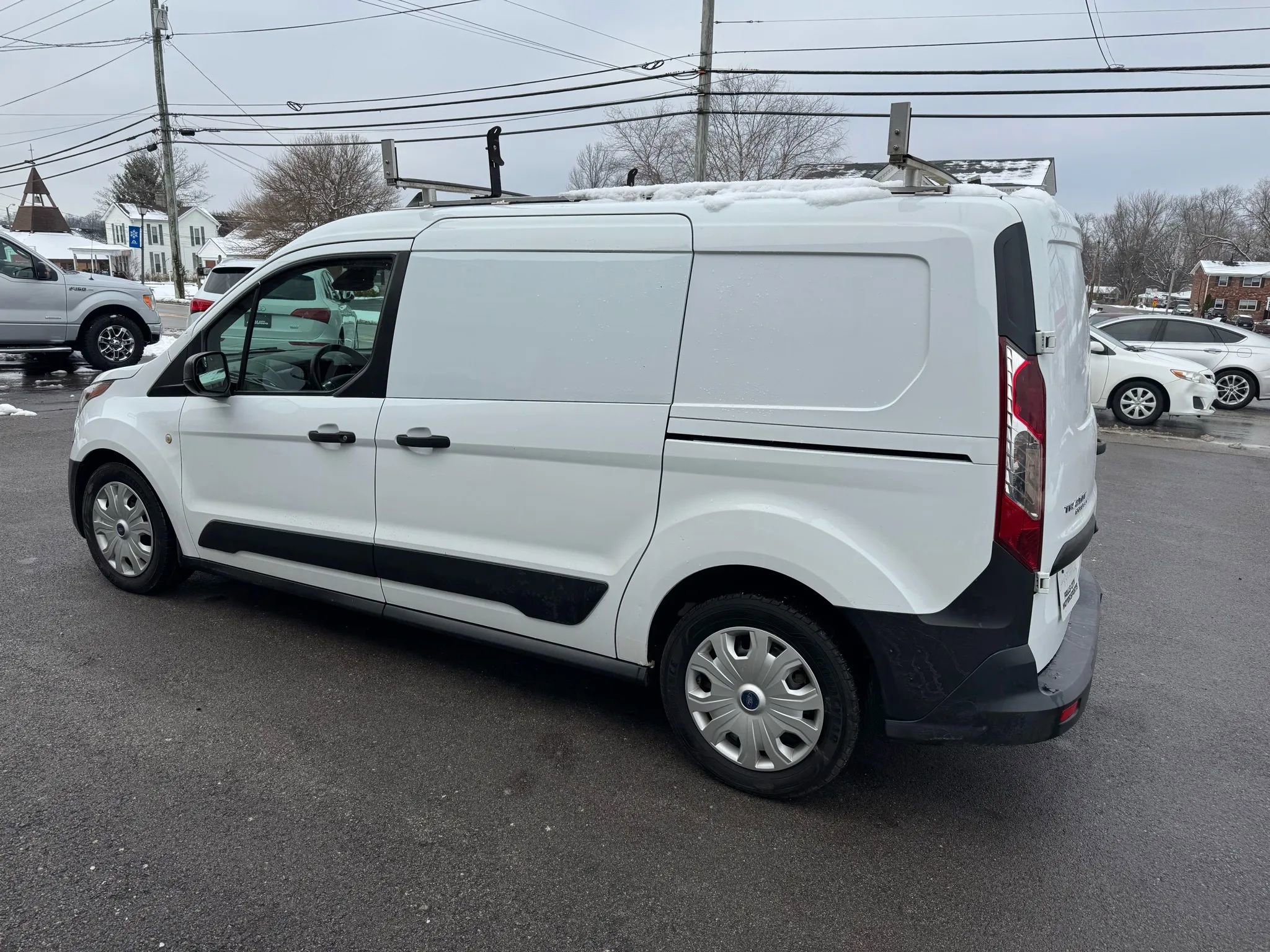 Used 2020 Ford Transit Connect XL image 8
