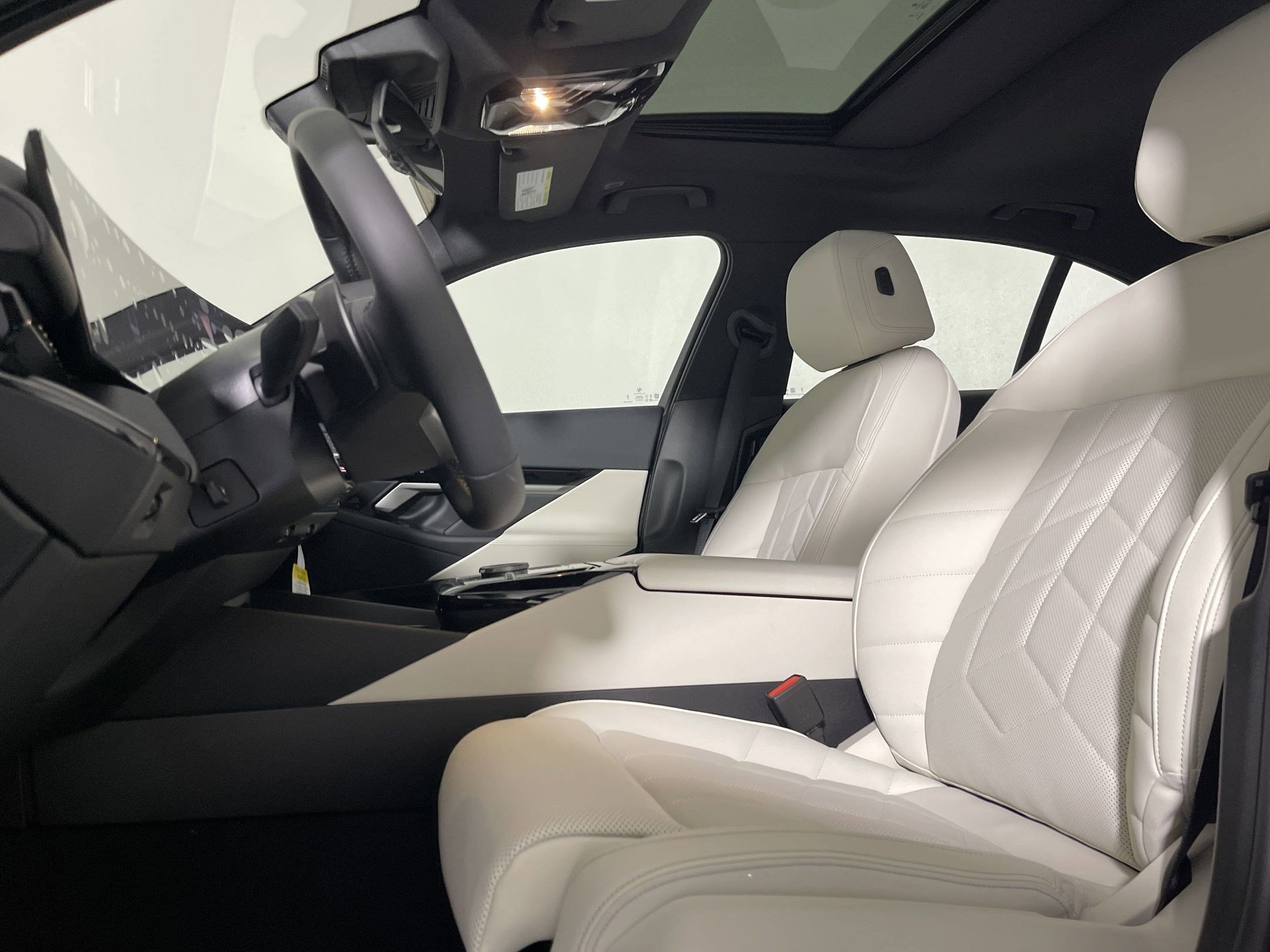 Used 2026 BMW 530i w/ Premium Package image 5