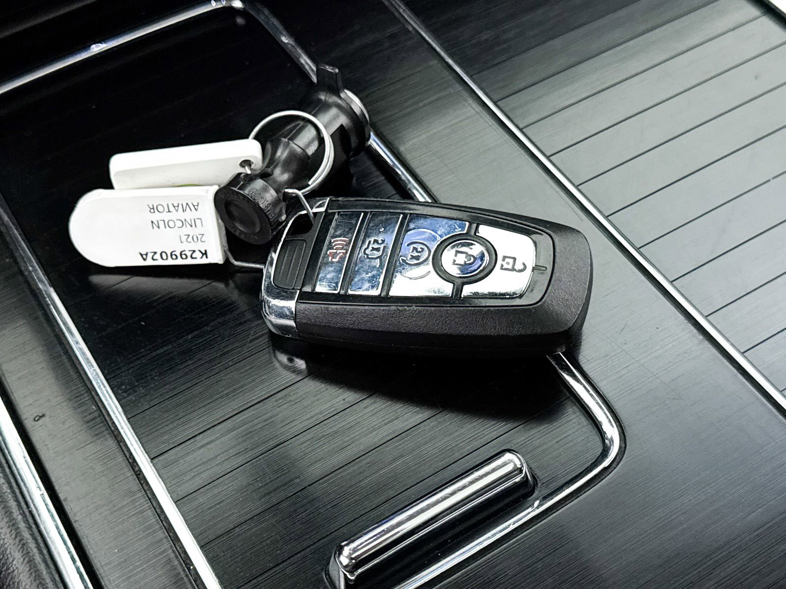 Used 2021 Lincoln Aviator Reserve w/ Equipment Group 202A image 42