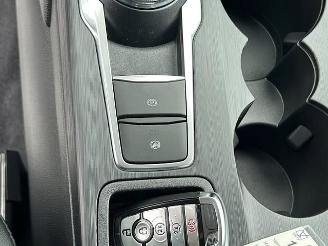 New 2025 Ford Escape ST-Line w/ Tech Pack #1 image 30