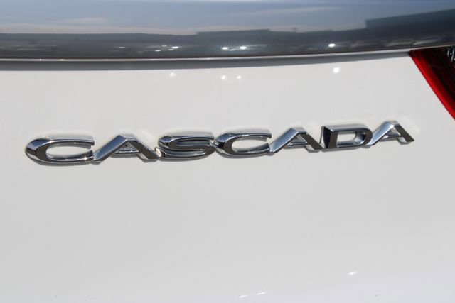 Used 2019 Buick Cascada Premium image 6